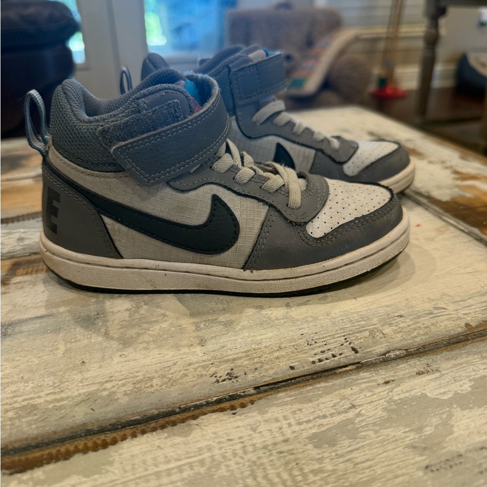 Nike Kids' Black and Gray Sneakers